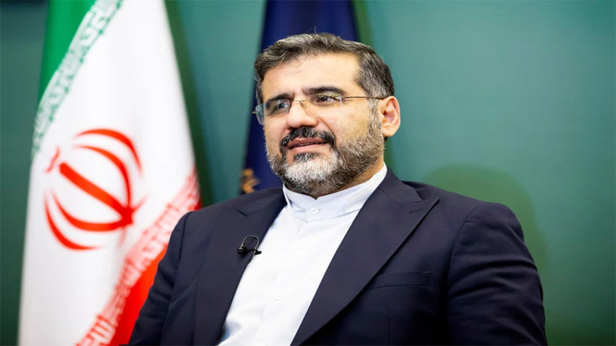 Minister of Guidance of the Islamic Republic urges protesting artists to repent for returning to Iran