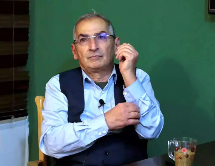 Sadegh Zibakalam: We Should Vote for Pezeshkian