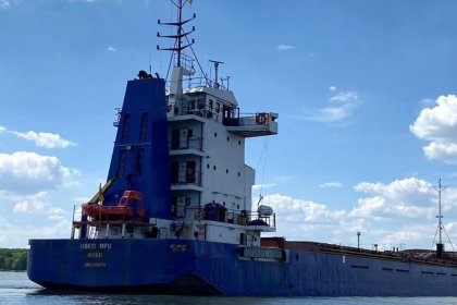 Ukraine seizes Russian grain-carrying ship