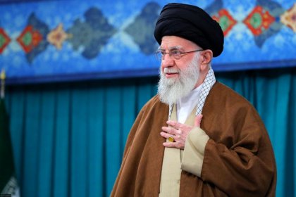 The Supreme Leader of the Islamic Republic strongly recommends constructive interaction between the parliament and the new government