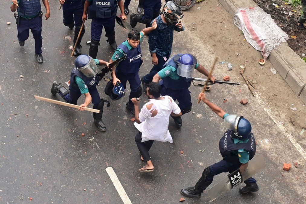 Over a Thousand People Arrested in Anti-Government Protests in Bangladesh