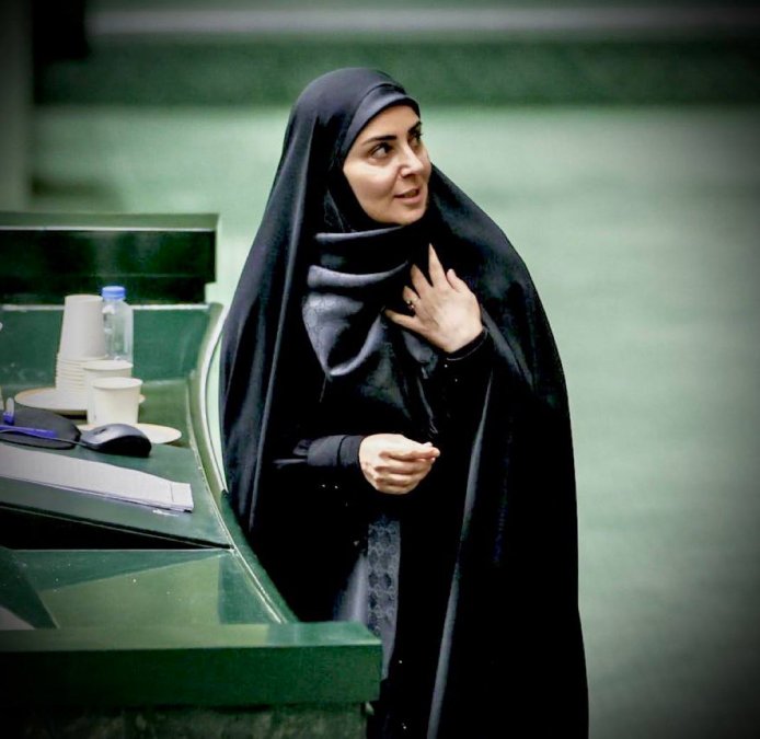 Farzaneh Sadegh Received Vote of Confidence as Second Female Minister After the Revolution