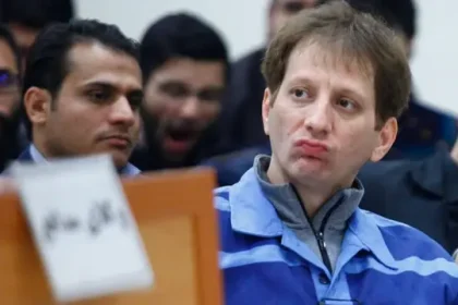 Babak Zanjani's death sentence changed to 20 years in prison