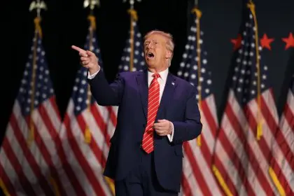 Trump: If I Were in Biden's Place, I Would Threaten to Crush Iran