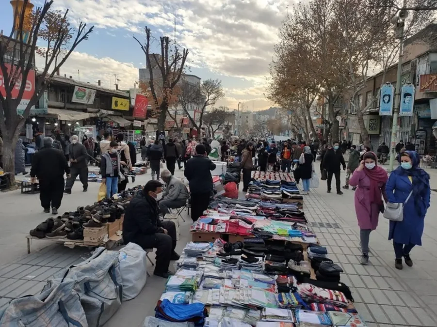 Foreign Nationals Are Not Permitted to Street Vend in Tehran