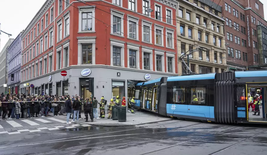 Tram Derailment in Oslo Injures 4 People