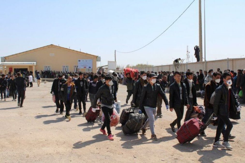 Foreign Ministry Official: Over 2 Million Undocumented Afghan Nationals to Be Returned to Their Country