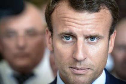 Macron: The Syrian opposition are brave people who have patiently reached power