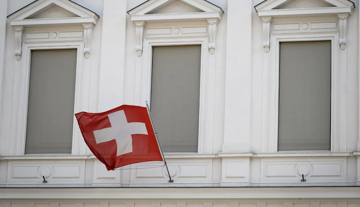 Switzerland Demands Tehran's Response Regarding the Death of Its Citizen in Iran