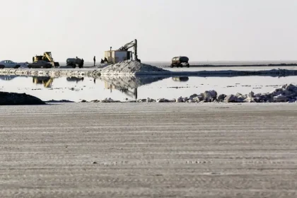 Impact of Lake Urmia Drying on Recent Earthquakes