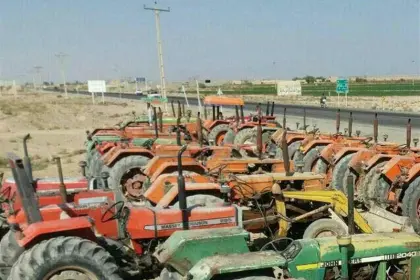 Esfahani Farmers Held a Protest to Advocate for the Reopening of Zayandeh Rud