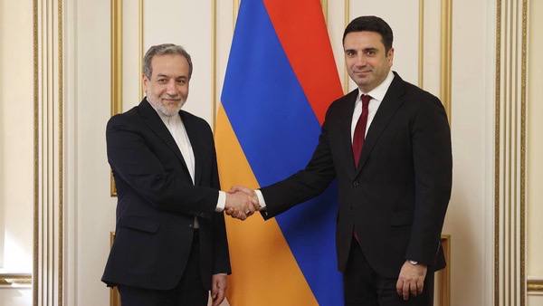 Araqchi Met with the Speaker of the National Assembly of Armenia