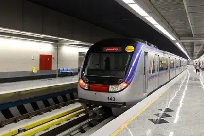 Tehran City Council Member: Delays for People at Metro Stations Are Excessive