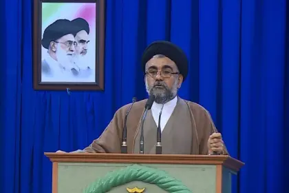 Temporary Friday Imam of Bushehr Reacts to Videos of Alley Music Festival, Calls it a Prelude to Indecency