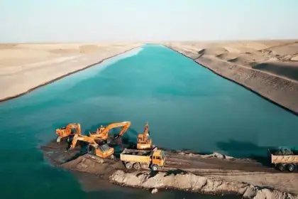 Zahrehvand, a Member of Afghanistan's National Security Commission, Uses Iranian Cement to Block Water from Entering Iran