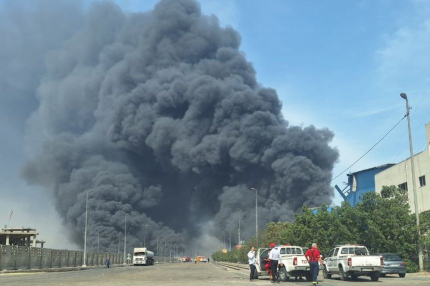 Azimifar, Deputy Oil Minister: Oil Facilities Not Damaged in Bandar Rajaee Incident
