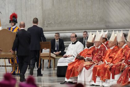 Cardinals Begin Voting to Elect New Pope