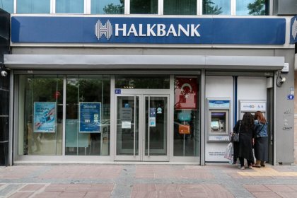 Turkey's Halkbank Again Asks the US to Reconsider Iran Sanctions