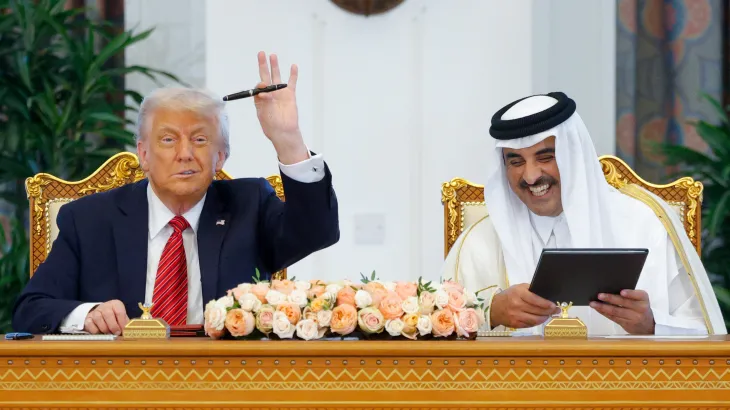 Qatari Fighter Jets Welcomed Trump's Plane