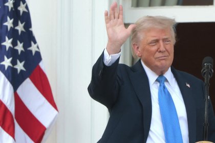 Trump: I Do Not Seek Regime Change in Iran