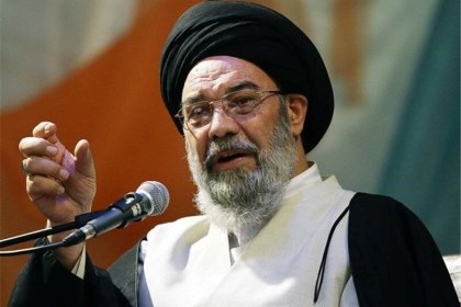 Imam Juma of Isfahan: America Will Suffer a Major Defeat by Attacking Iran