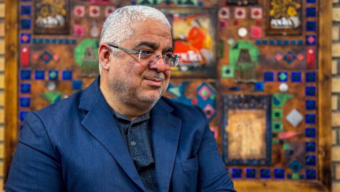 Jafarzadeh Imanabadi, Former Parliament Member, Shamkhani Was Not Under Debris