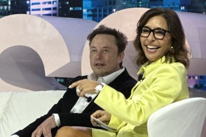 CEO of Social Network X Resigns from Position