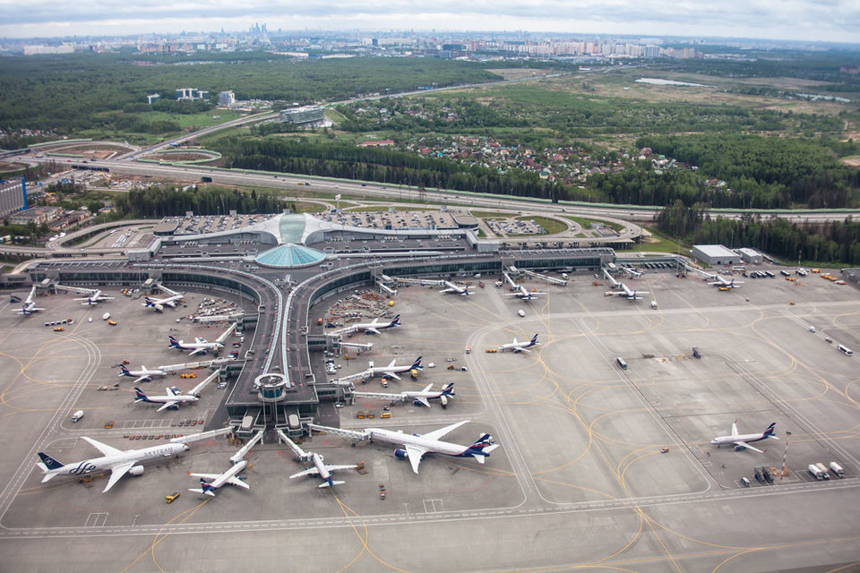 Cyberattack on Russian IT Systems Causes Flight Cancellations in Moscow