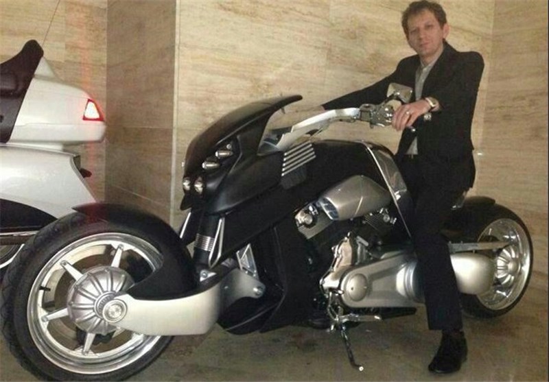 Babak Zanjani: The Rise in Dollar Price is Entirely the Central Bank's Doing