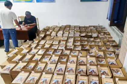 Free Distribution of Ferdowsi's Shahnameh Begins in Tajikistan