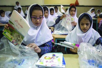 Dropout Alarm in Underprivileged Areas