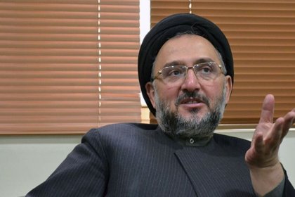Abtahi: Khatami Hid Behind the Curtain to Avoid Meeting with the US Secretary of State