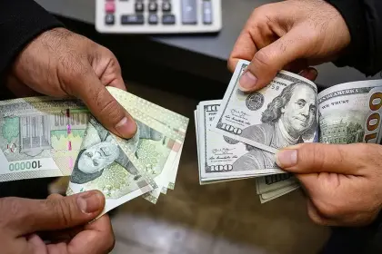 Dollar Price Reaches 108,000 Tomans