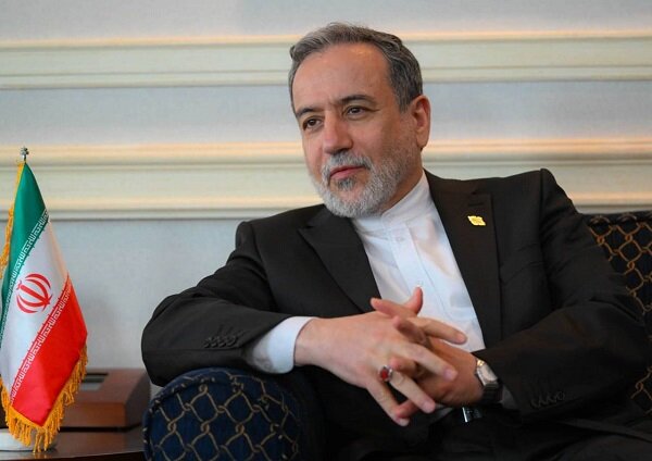 Araqchi Conveys Israel's Message to Russia About Avoiding Conflict