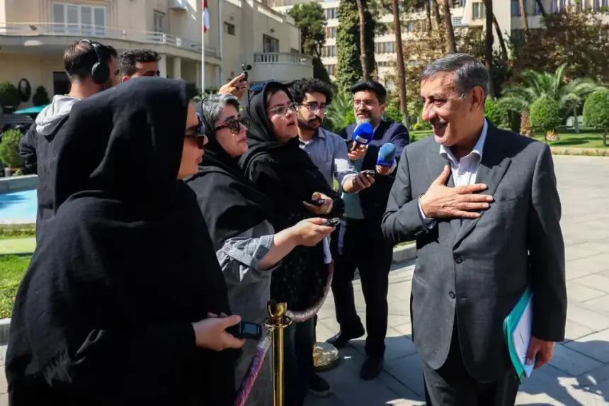 The Deputy's Impeachment of Three or Four Ministers Takes Up Ministers' Time