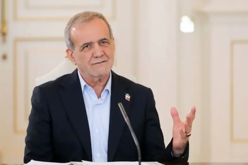 Pezeshkian: Oman's Mediation is Commendable