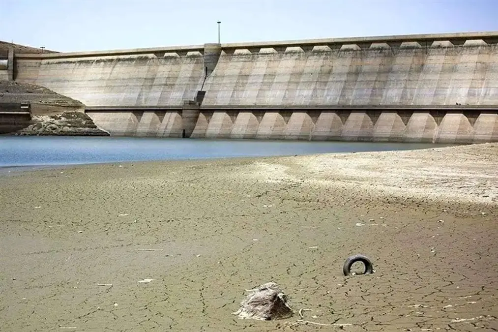 The water volume of Karaj Dam has decreased by more than 40 percent compared to last year