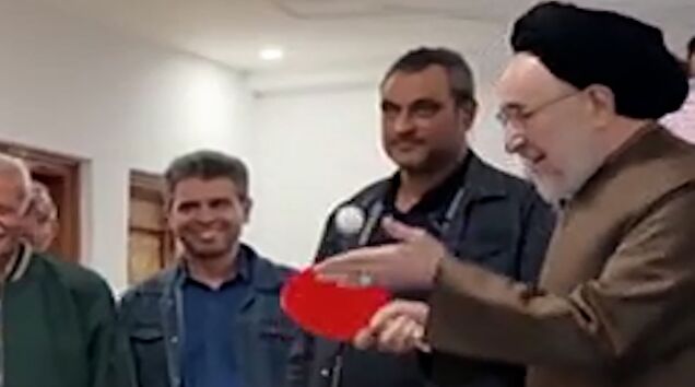 Amirhossein Ghiasi's Joke about Khatami's Ping Pong Game