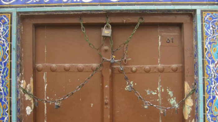 The Door of the Historic Khuzan Mosque in Khomeinishahr Was Stolen