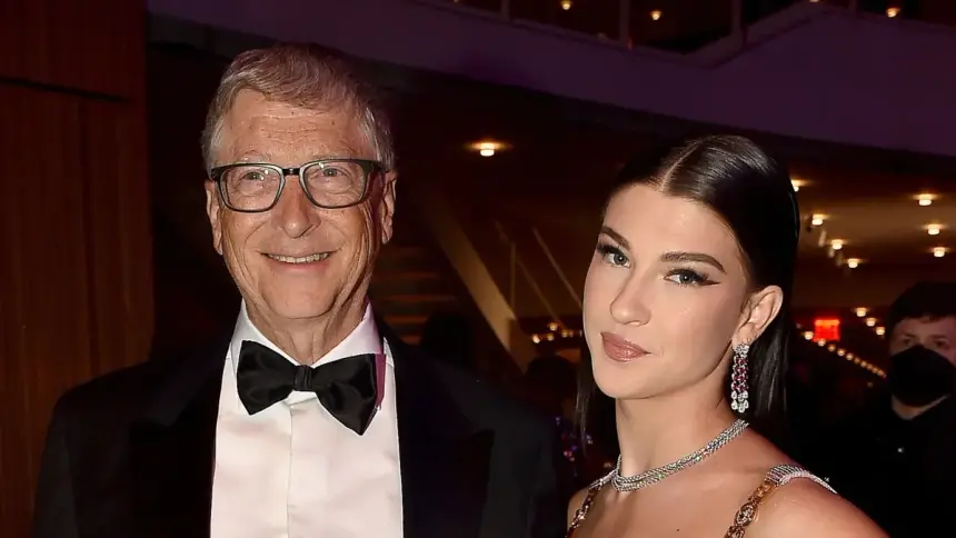 Bill Gates' Youngest Daughter Leads in Online Shopping with AI