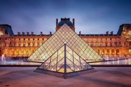 The Louvre is Closed