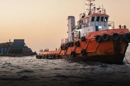 Guardian: Plan to Reopen the Strait of Hormuz Mostly Proceeds Based on Iran's Proposal