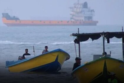 General Plan for Ensuring Security of the Strait of Hormuz Approved in the National Security Commission of Parliament