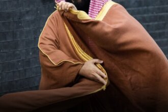 Mohammed bin Salman traveled to France to meet Macron