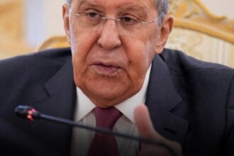Lavrov: Iran Has Shown It Has National Interests and Pride