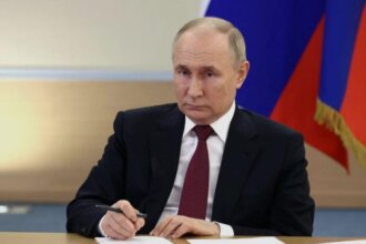 Putin Calls for Establishment of New Global Growth Platform in BRICS