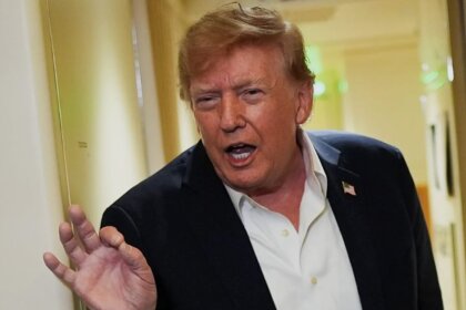 Axios: Trump Decides on Escalating War with Iran Again