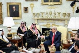Gulf Countries Urge Trump Not to Escalate Tensions with Iran