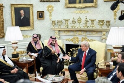 Gulf Countries Urge Trump Not to Escalate Tensions with Iran