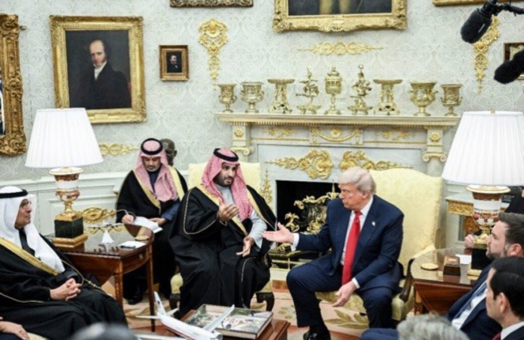 Gulf Countries Urge Trump Not to Escalate Tensions with Iran